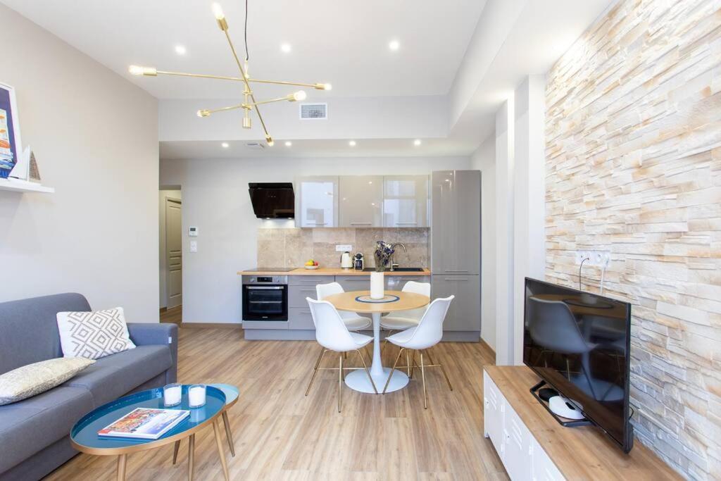 L19 1Bdr Massena Central 2Mins Sea/Promenadeac/Balcony Ница Екстериор снимка