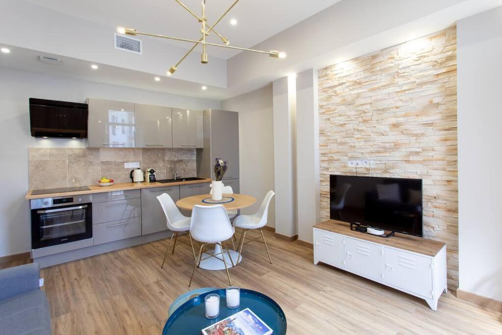 L19 1Bdr Massena Central 2Mins Sea/Promenadeac/Balcony Ница Екстериор снимка